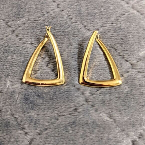 Jewelry - Vintage Goldtone Unique Triangle Shaped Semi-Hoop Style Earrings